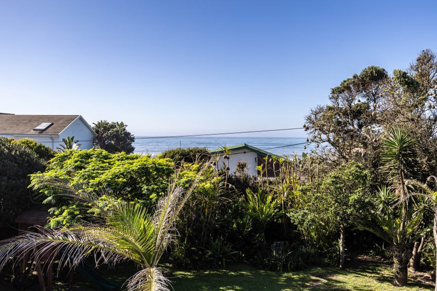To Let 4 Bedroom Property for Rent in Kidds Beach Eastern Cape